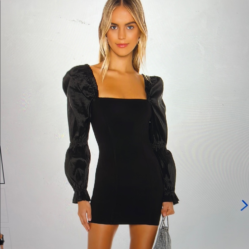 NWT MAJORELLE Dove Dress